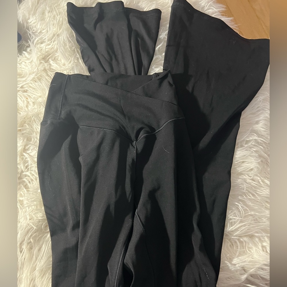 Aerie “Real Me High Waisted Crossover Flare Legging” Size Women’s XS